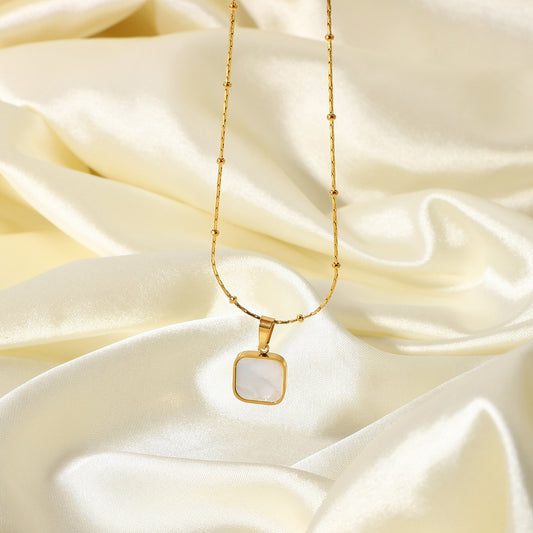 Square heart white shell necklace